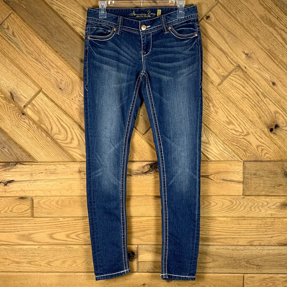 American Rag Cie Curvy Jeans Womens Pants Size 3R Denim Pants Distressed Pockets